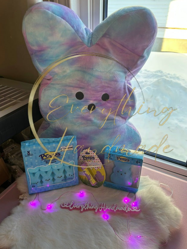 X-Large Peep chills with a zipper stash in the back