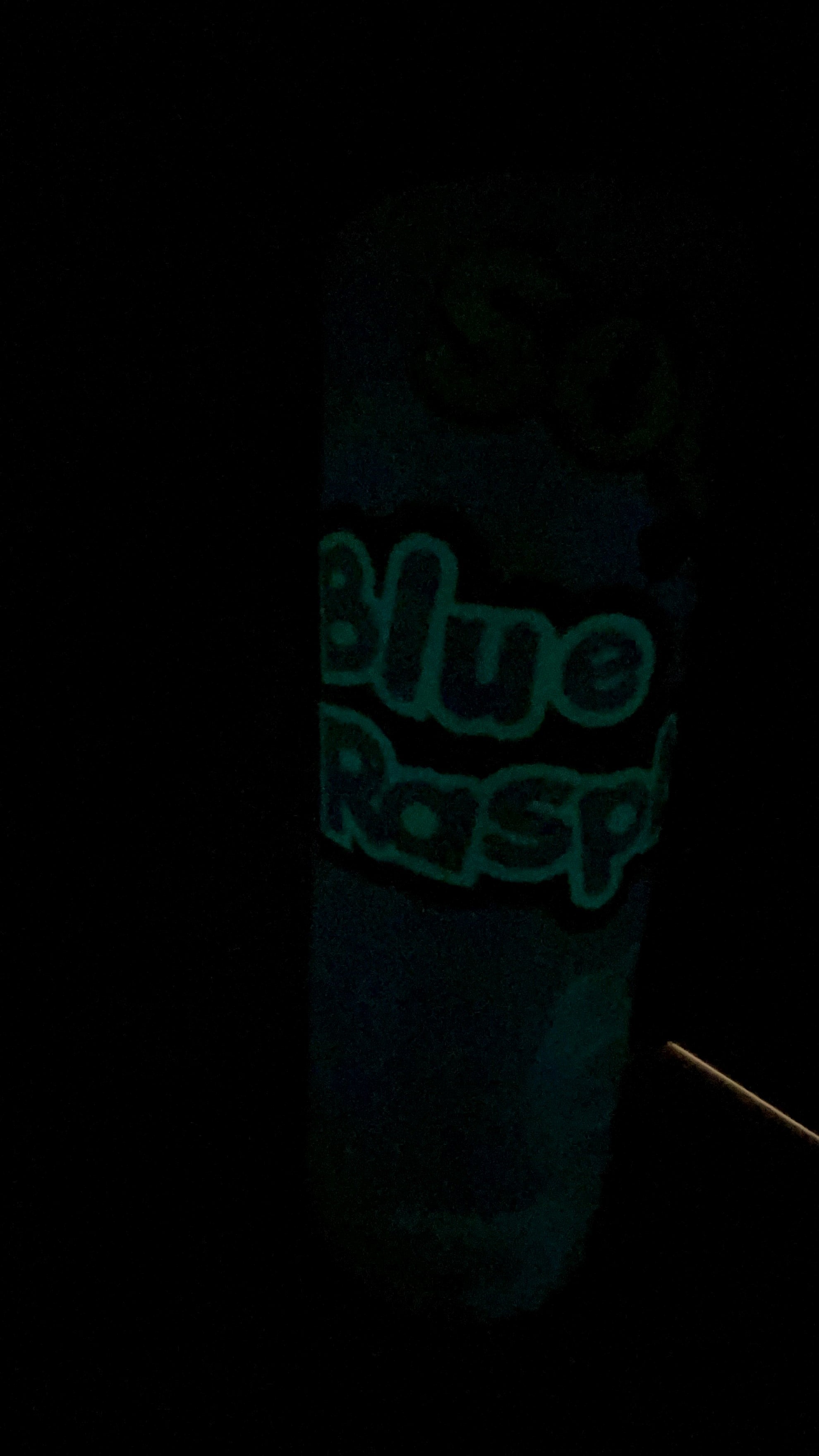 Blue Raz 20 oz Glow